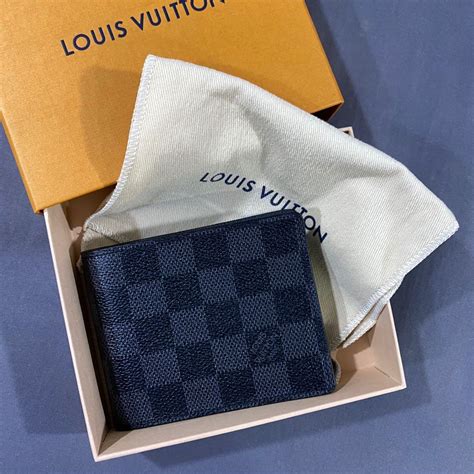 lv money clipper wallet|louis vuitton belt clip wallet.